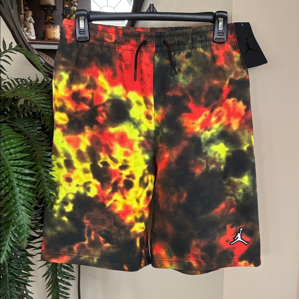 Brand New Air Jordan Boys Essentials Tie Dye Casual Shorts Stretch Waist Sporty